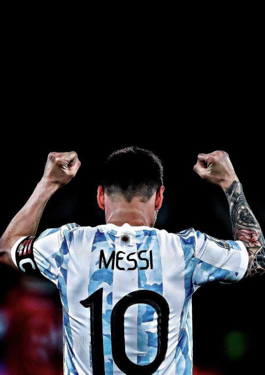 足球国足新一期集训名单公布，两名新人首次入选引热议