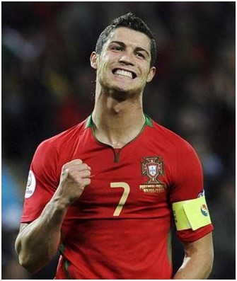 穆勒与梅西交手记录：穆勒正式比赛7胜1负，周末将...