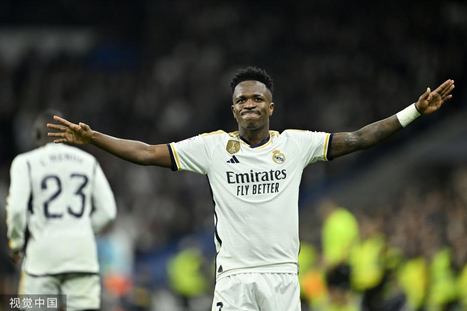 这下真信了！切尔西9号魔咒无人可破，新援中锋再遭严重伤情困扰